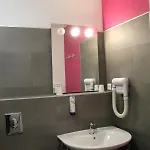 Enzo Premier Prix - Logis Amnéville