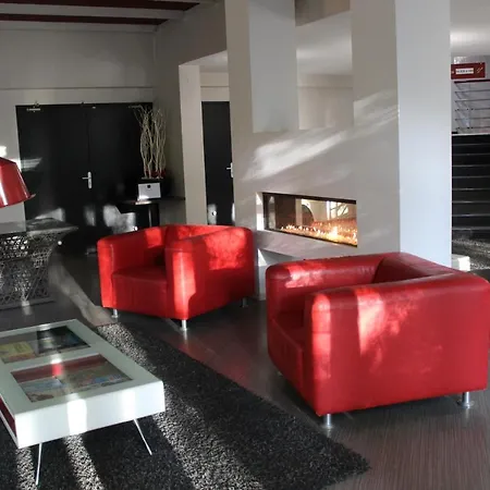 Enzo Premier Prix - Logis 2*