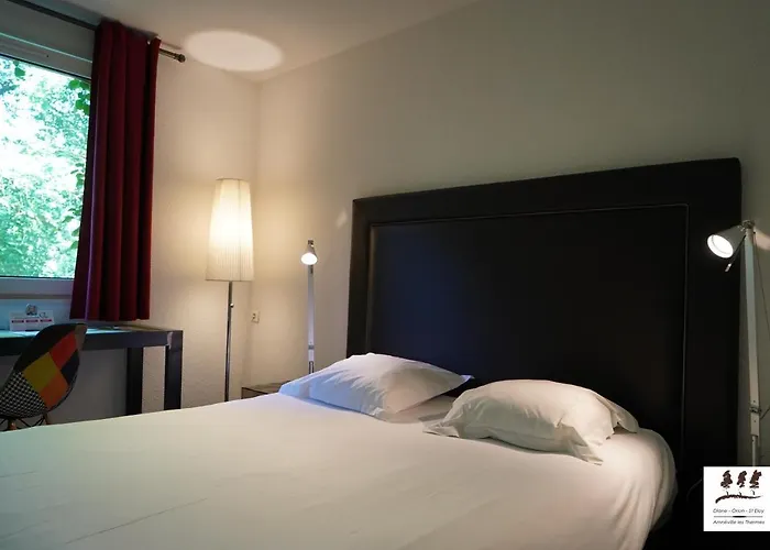 Enzo Premier Prix - Logis 2*